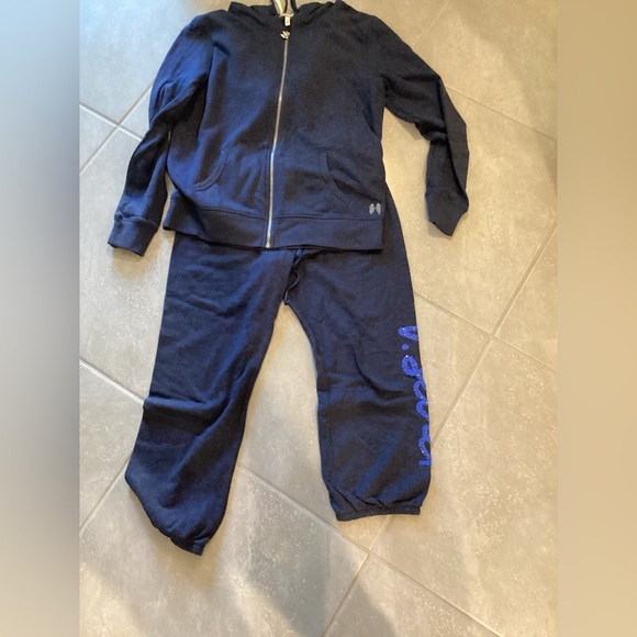 Victoria’s Secret Sweatsuit - Picture 1 of 6